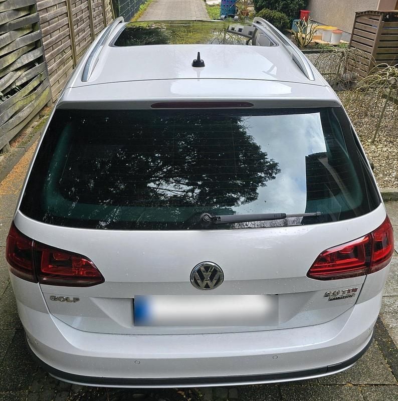 Gebraucht VW Golf Alltrack 184 PS (135 kW) 2015 Weiß Kombi