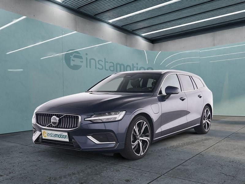 Blau Gebraucht 2024 Volvo V60 Plus Kombi | 46.949 € (Etwas zu teuer) - Bild 1/4
