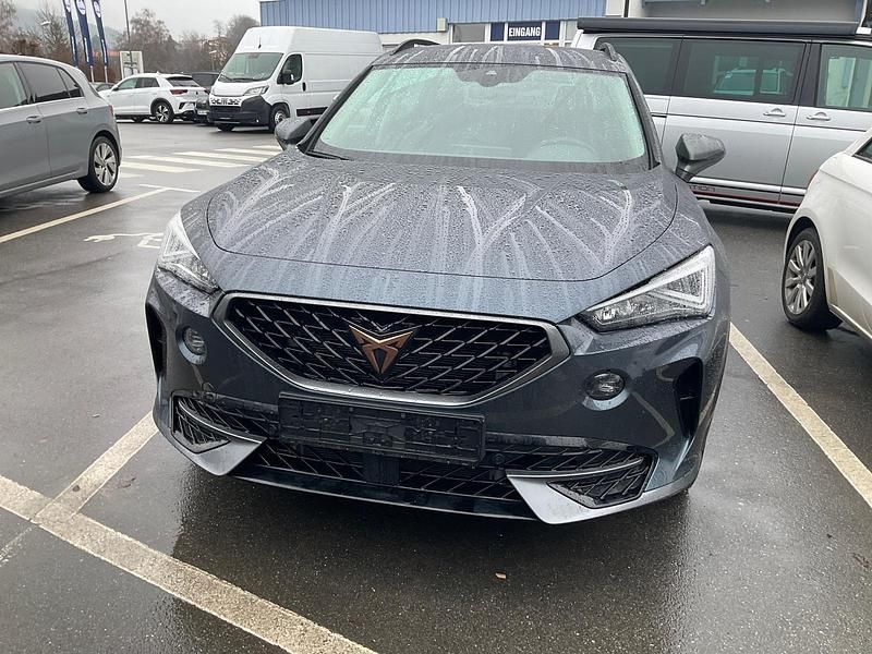 Magnetic tech grau metallic Gebraucht 2023 Cupra Formentor SUV | 29.475 € (Superpreis) - Bild 1/3