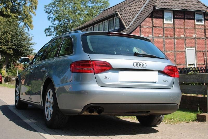 Gebraucht Audi A4 Ambiente 120 PS (88 kW) 2009 Grau Kombi