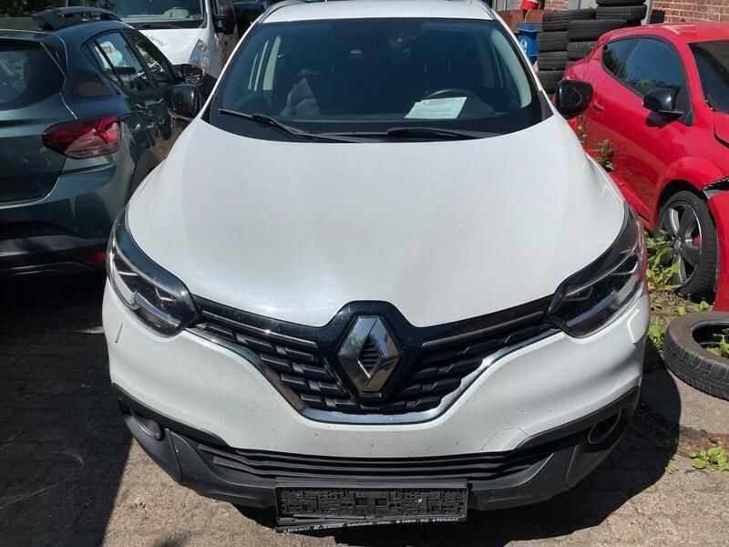 Weiß Gebraucht 2018 Renault Kadjar Crossborder SUV | 13.900 € (Fairer Preis) - Bild 1/4