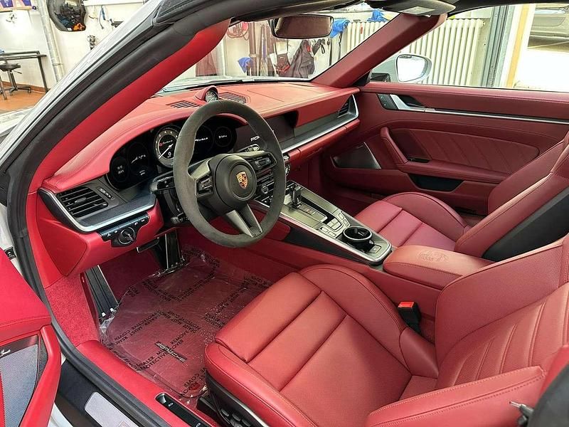 Gebraucht Porsche 911 Turbo S Cabriolet 650 PS (478 kW) 2024 Grau Cabrio