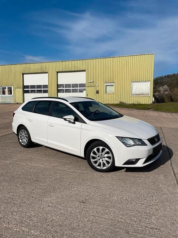 Usata Seat Leon 105 CV (77 kW) 2015 Bianco Station wagon