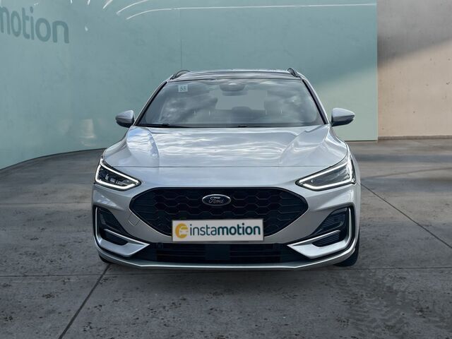 Gebraucht Ford Focus ST-Line 155 PS (114 kW) 2023 Silber Kombi