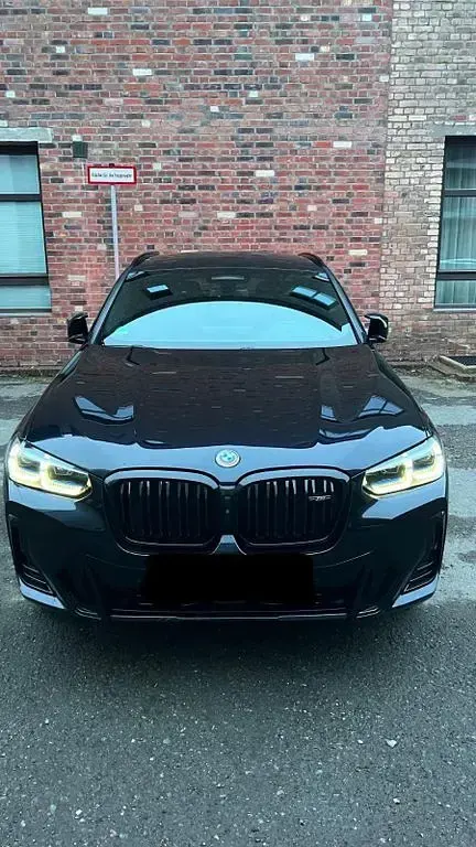Gebraucht BMW X4 Performance 340 PS (250 kW) 2023 Schwarz SUV