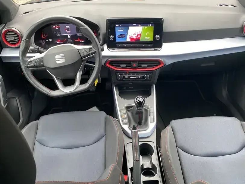 Gebraucht Seat Arona FR 95 PS (69 kW) 2025 Schwarz SUV