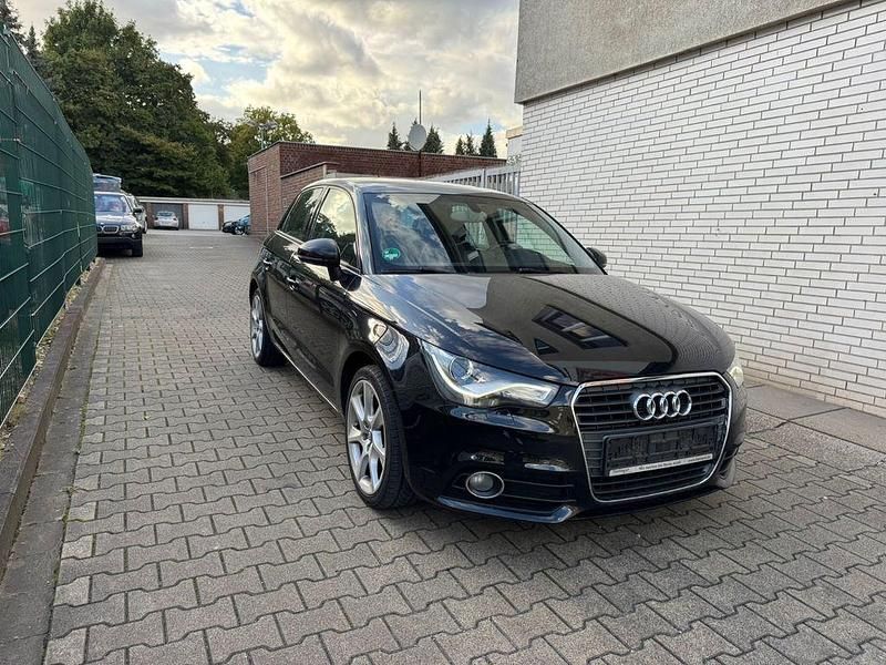 Schwarz Gebraucht 2012 Audi A1 Sportback Ambition Kleinwagen | 8.000 € (Fairer Preis) - Bild 1/4