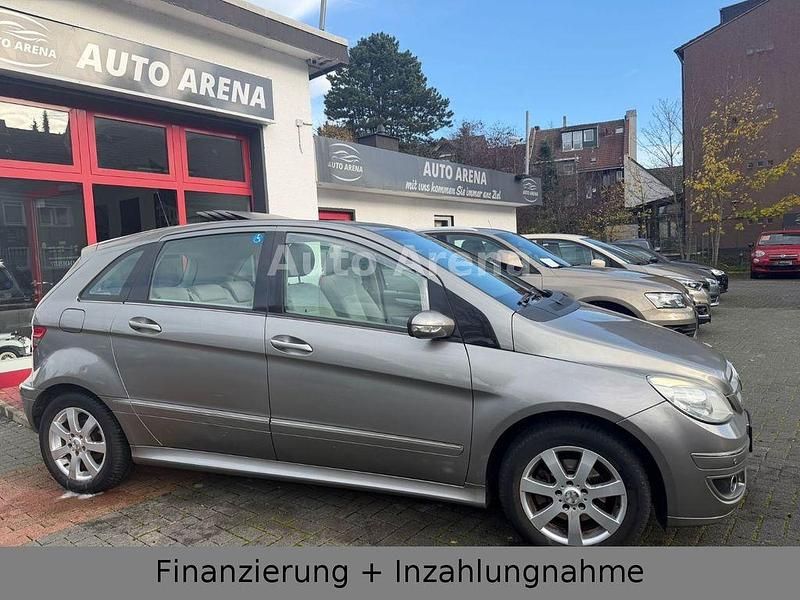 Grau Gebraucht 2008 Mercedes B200 Avantgarde Van / Kleinbus | 1.990 € (Superpreis) - Bild 1/4
