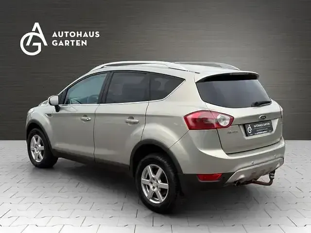 Gebraucht Ford Kuga Titanium 136 PS (100 kW) 2009 Silber SUV