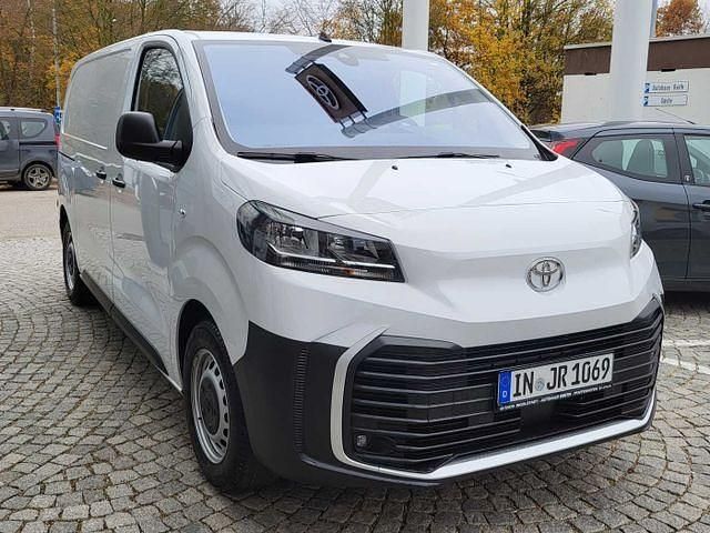 Elegantes Toyota Proace Gebraucht Bilder