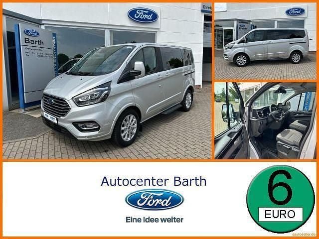 Polarsilber (metallic) Gebraucht 2023 Ford Tourneo Custom Titanium Van / Kleinbus | 41.490 € (Guter Preis) - Bild 1/4