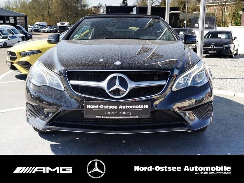 Gebraucht Mercedes E200 184 PS (135 kW) 2016 Schwarz Cabrio