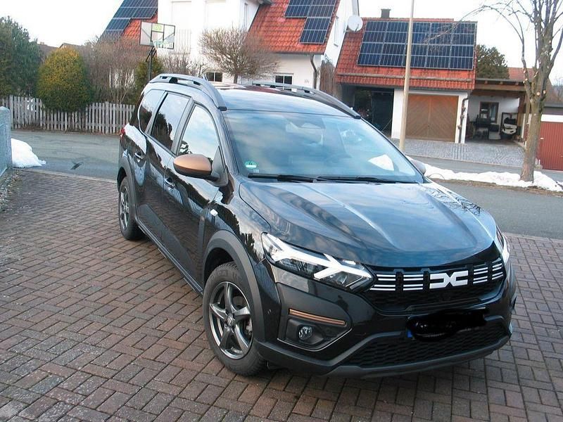 Gebraucht Dacia Jogger Extreme 101 PS (74 kW) 2025 Schwarz Van / Kleinbus