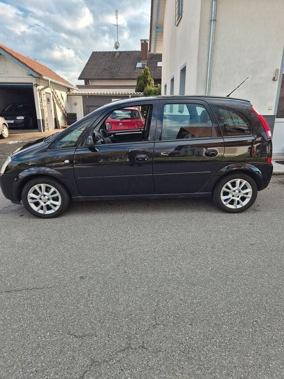 Second-hand Opel Meriva 101 CP (74 kW) 2005 Negru Monovolum