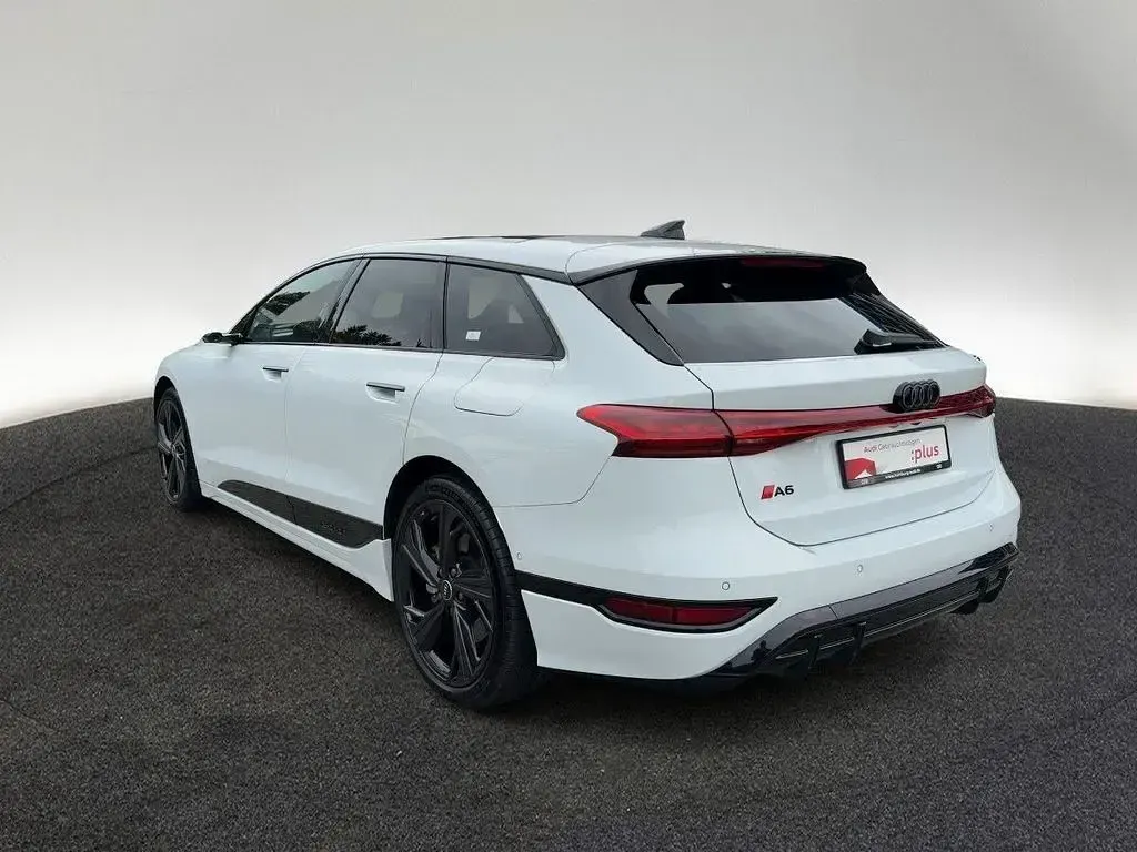 Gebraucht Audi A6 e-tron Performance 269 kW (367 PS) 2026 2y gletscherweiß metallic Kombi