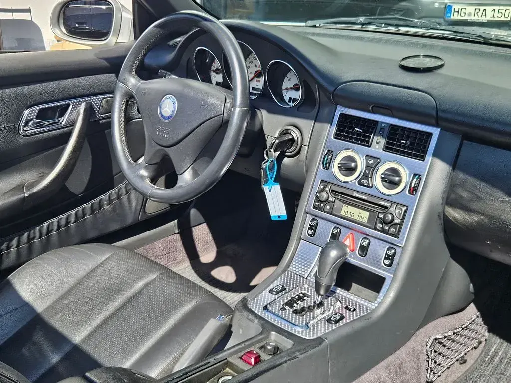 Gebraucht Mercedes SLK230 197 PS (144 kW) 2002 Silber Cabrio