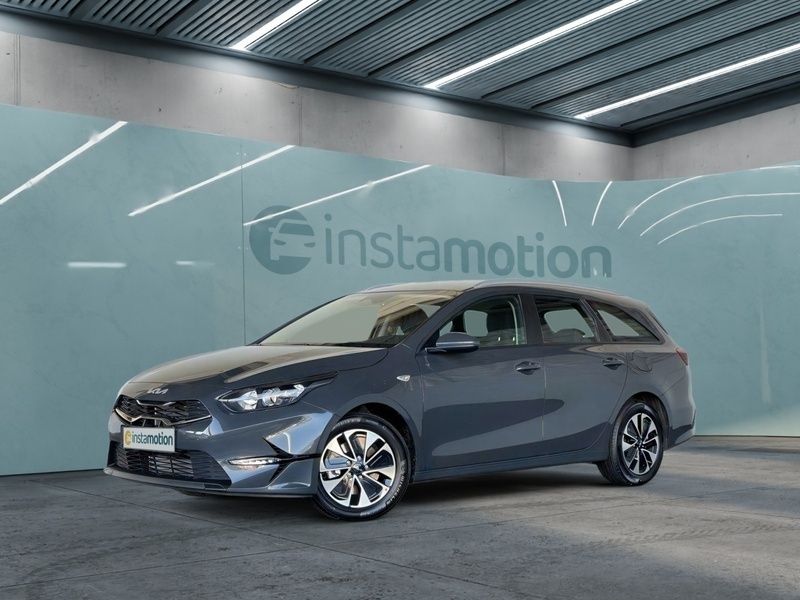 Neu Kia Ceed 140 PS (102 kW) 2025 Grau Kleinwagen