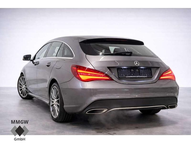 Gebraucht Mercedes CLA250 Urban 211 PS (155 kW) 2018 Grau Limousine