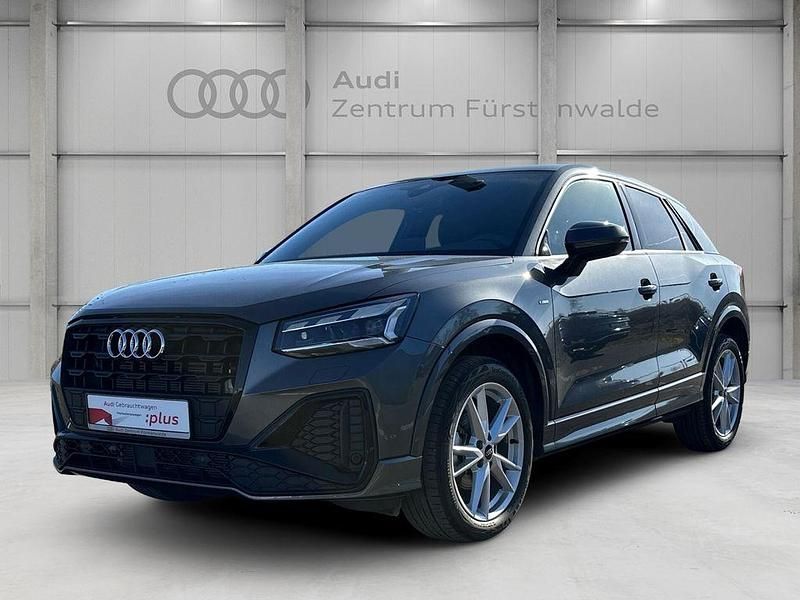 Gebraucht Audi Q2 S-Line 150 PS (110 kW) 2025 Daytonagrau perleffekt SUV