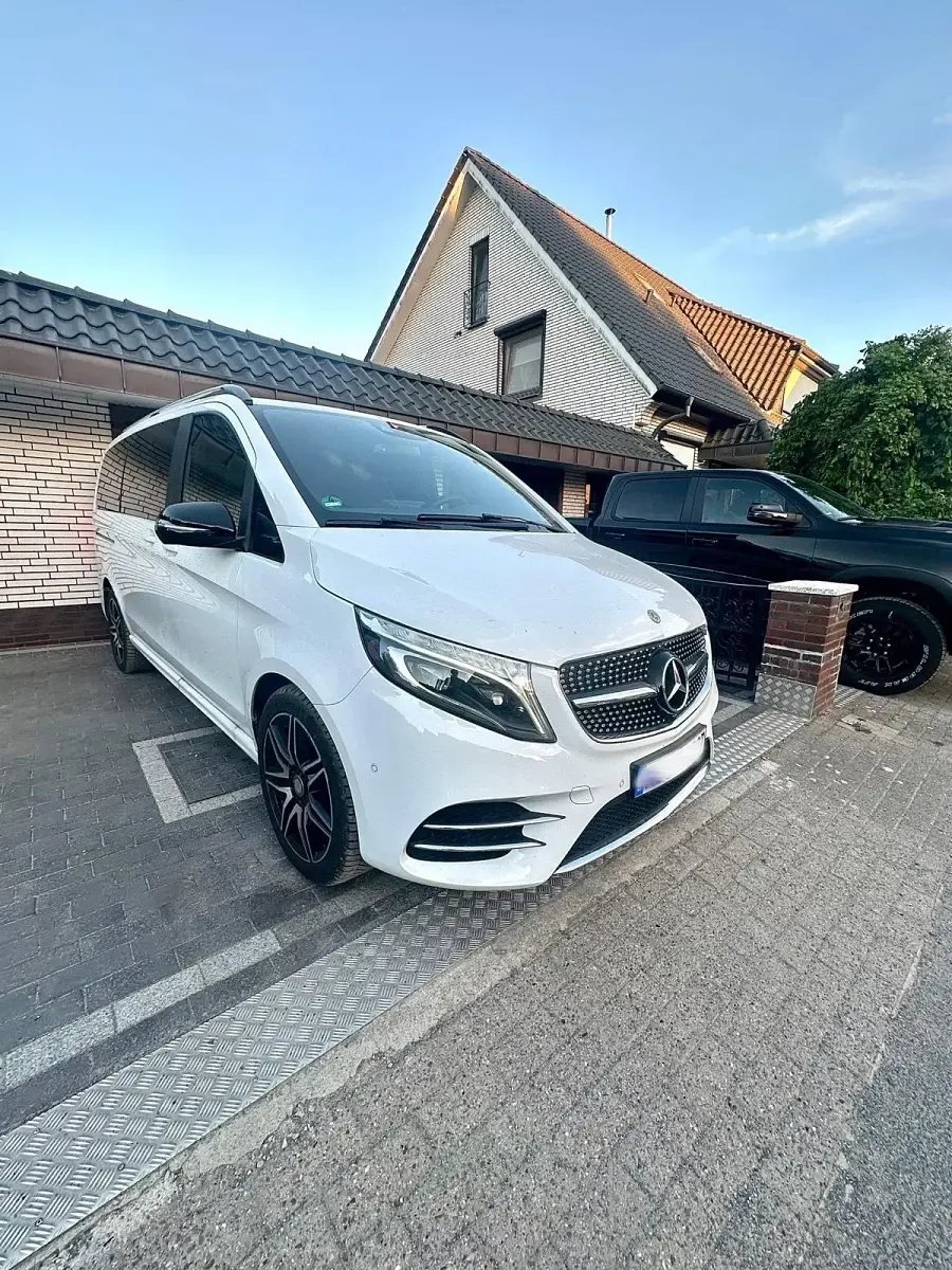 Gebraucht Mercedes V250 AMG line 2017 Weiß Van / Kleinbus