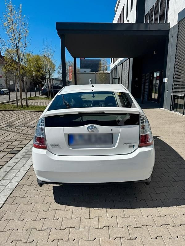 Second-hand Toyota Prius Sol 77 CP (56 kW) 2009 Alb Hatchback