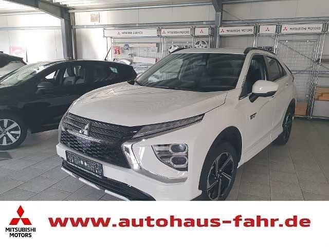 Weiß Gebraucht 2024 Mitsubishi Eclipse Cross Select SUV | 29.490 € (Fairer Preis) - Bild 1/4