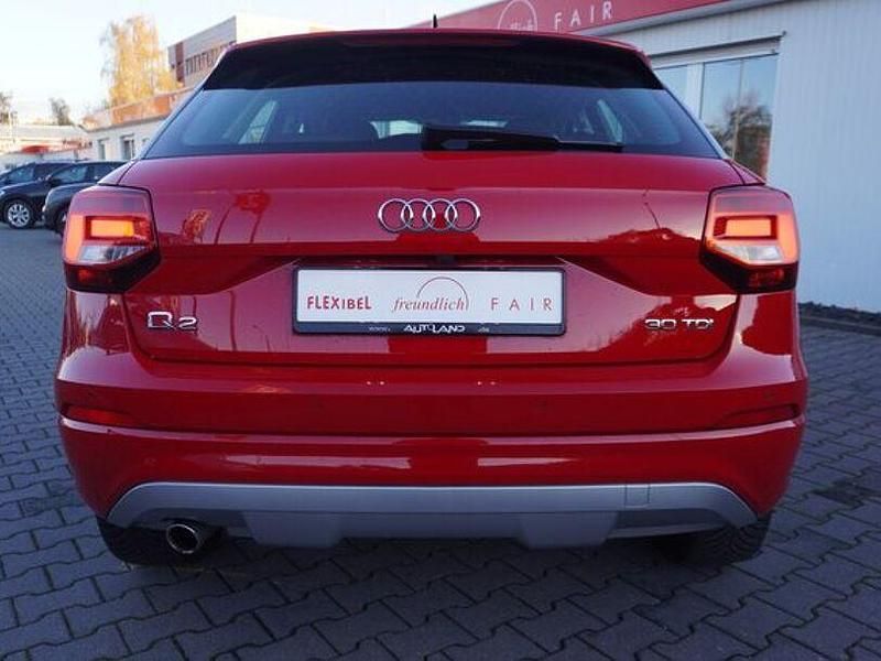 Gebraucht Audi Q2 Comfort 116 PS (85 kW) 2020 Rot SUV