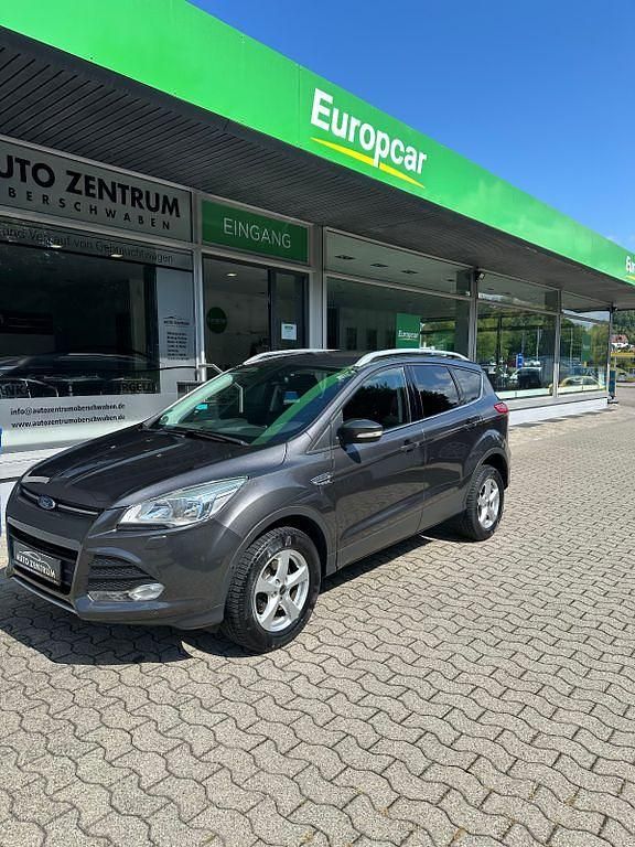 Grau Gebraucht 2015 Ford Kuga SUV | 10.990 € (Fairer Preis) - Bild 1/4