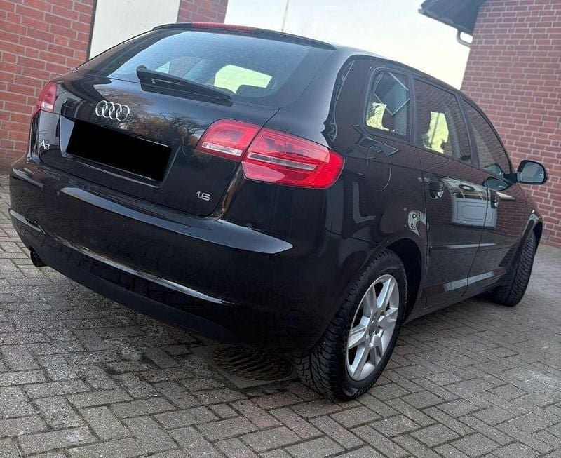 Usata Audi A3 102 CV (75 kW) 2009 Nero Utilitaria