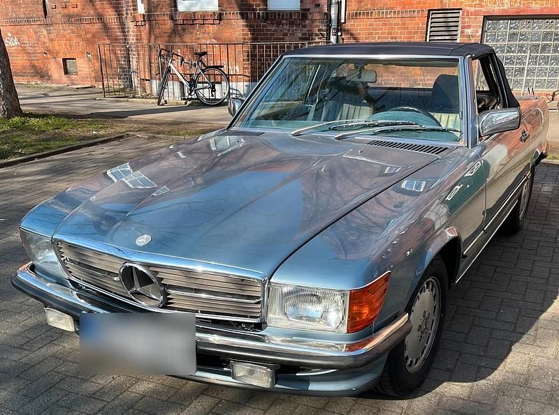 Gebraucht Mercedes 560 231 PS (169 kW) 1985 Blau Cabrio