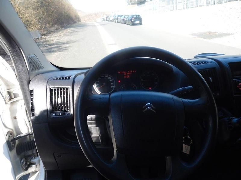 Second-hand Citroën Jumper 113 CP (83 kW) 2012 Alb Monovolum