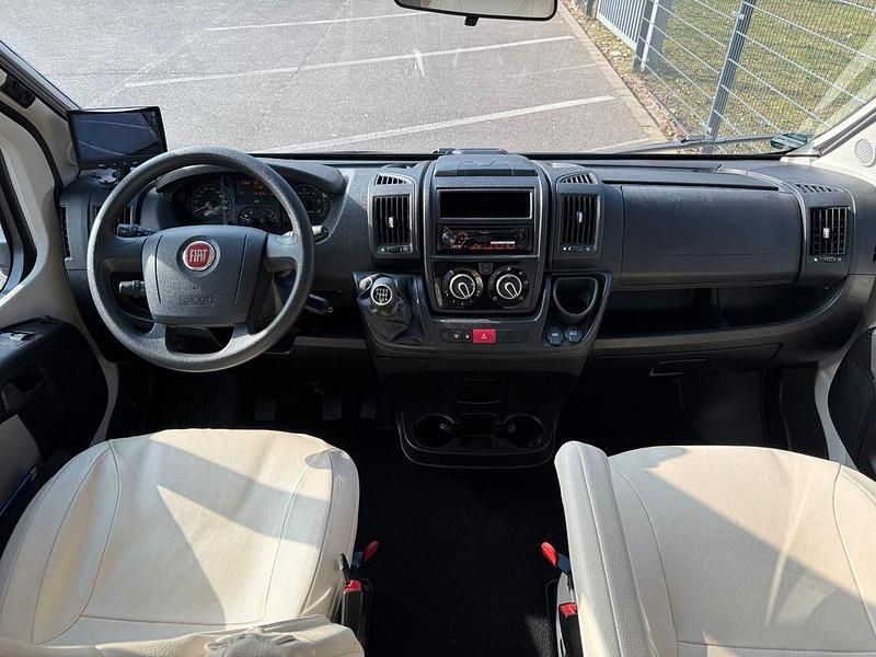 Gebraucht Fiat Ducato 131 PS (96 kW) 2018 Grau Van