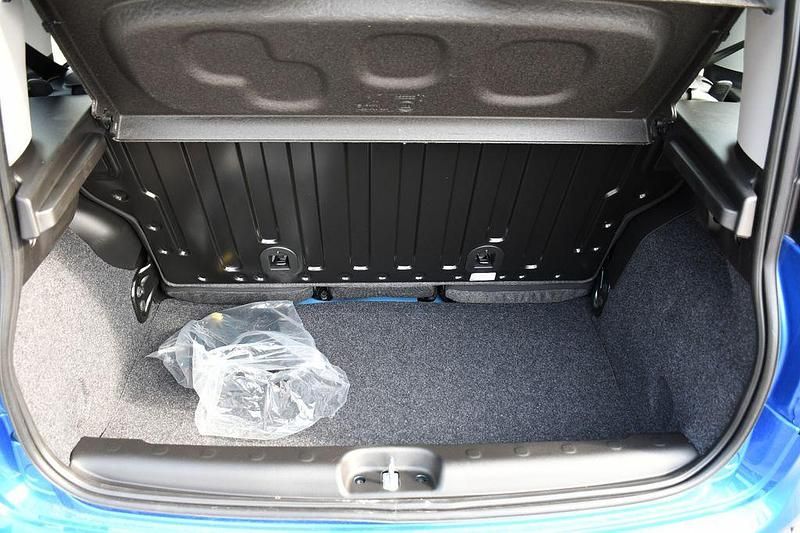 Neu Fiat Panda 69 PS (50 kW) 2025 Blau Kleinwagen