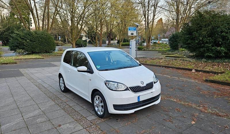 Gebraucht Skoda Citigo Clever 60 PS (44 kW) 2018 Weiß Kleinwagen