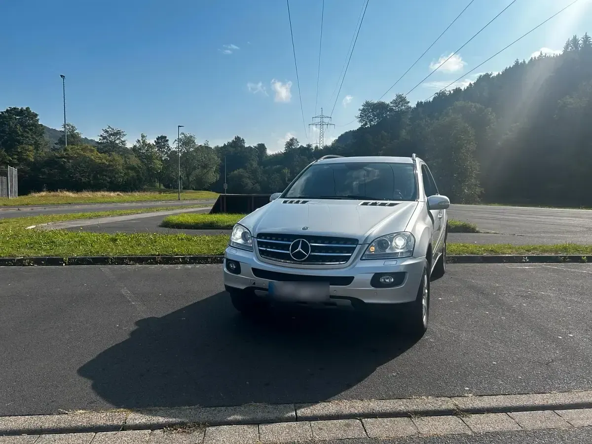 Gebraucht Mercedes ML280 190 PS (139 kW) 2007 Silber SUV