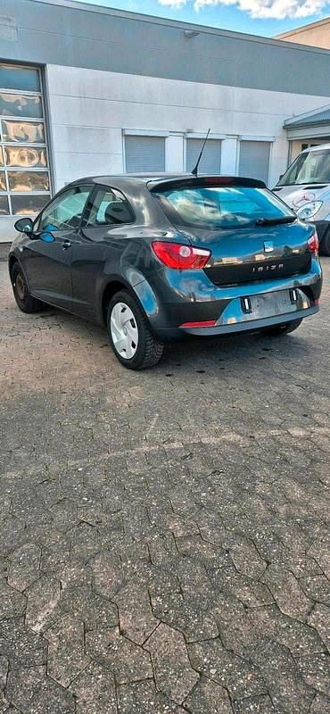 Gebraucht Seat Ibiza 69 PS (50 kW) 2010 Grau Kleinwagen