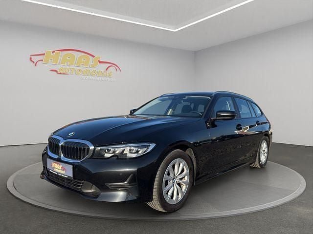 Gebraucht BMW 320 Advantage 184 PS (135 kW) 2021 Schwarz Kombi