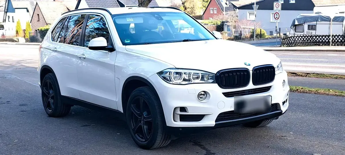 Gebraucht BMW X5 258 PS (189 kW) 2015 Weiß SUV
