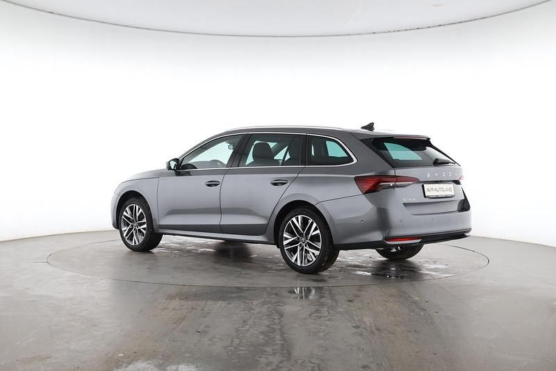 Neu Skoda Octavia Selection 150 PS (110 kW) 2026 Graphite grau Kombi