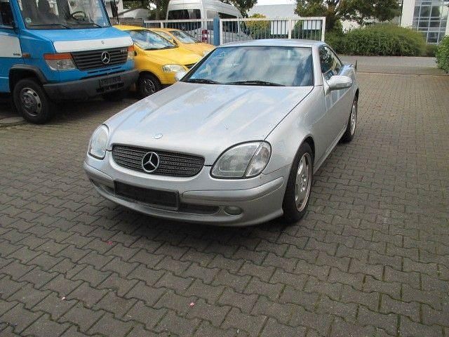 Silber Gebraucht 2000 Mercedes SLK200 Cabrio | 2.450 € (Superpreis) - Bild 1/4