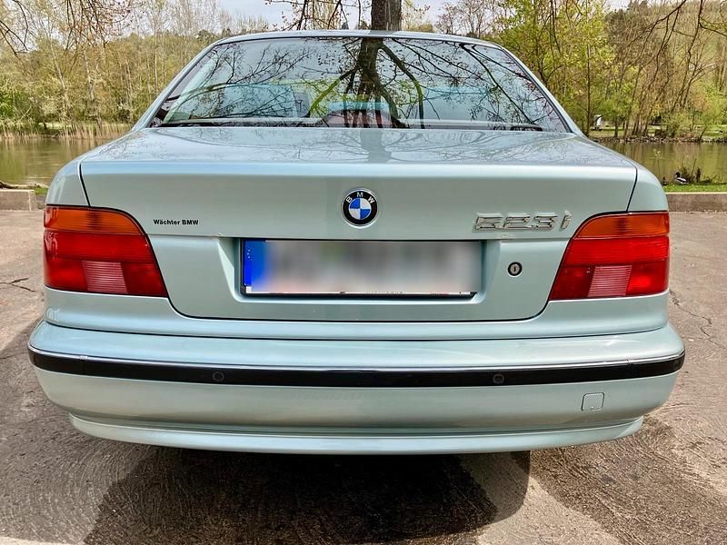 Gebraucht BMW 523 Basis 170 PS (125 kW) 1996 Andere farben Limousine