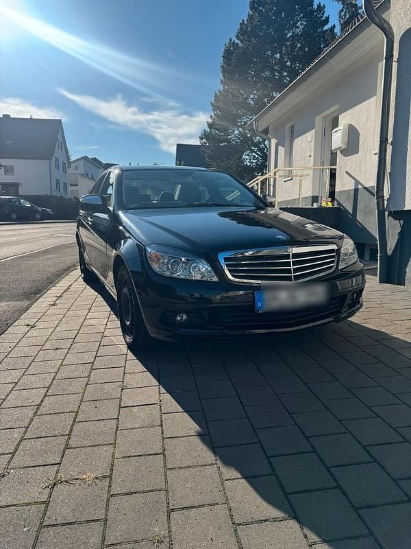 Schwarz Gebraucht 2008 Mercedes C200 Limousine | 4.250 € (Superpreis) - Bild 1/4