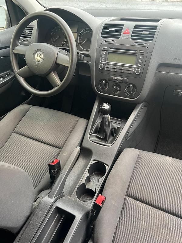 Gebraucht VW Golf IV 75 PS (55 kW) 2004 Silber Limousine