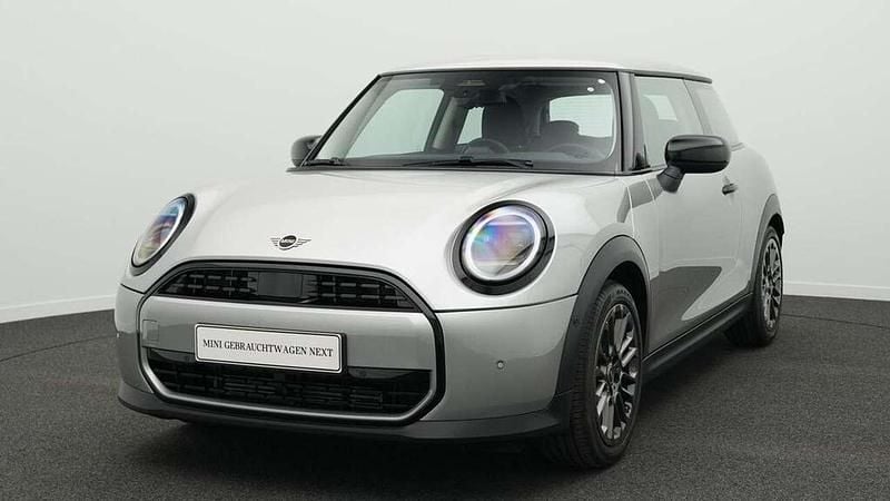 Grau Gebraucht 2024 Mini Cooper Classic Kleinwagen | 24.946 € (Guter Preis) - Bild 1/4