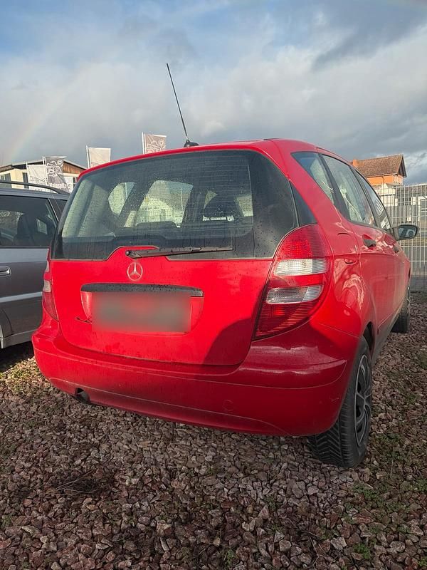 Gebraucht Mercedes A140 82 PS (60 kW) 2006 Rot Kleinwagen