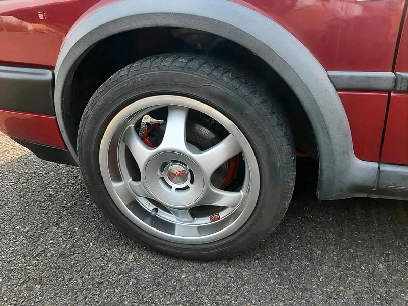 Gebraucht VW Jetta 90 PS (66 kW) 1992 Rot Limousine