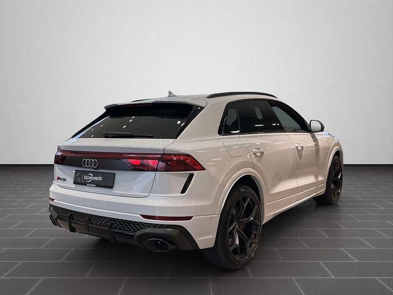 Neu Audi RS Q8 Performance 640 PS (470 kW) 2026 Weiß SUV