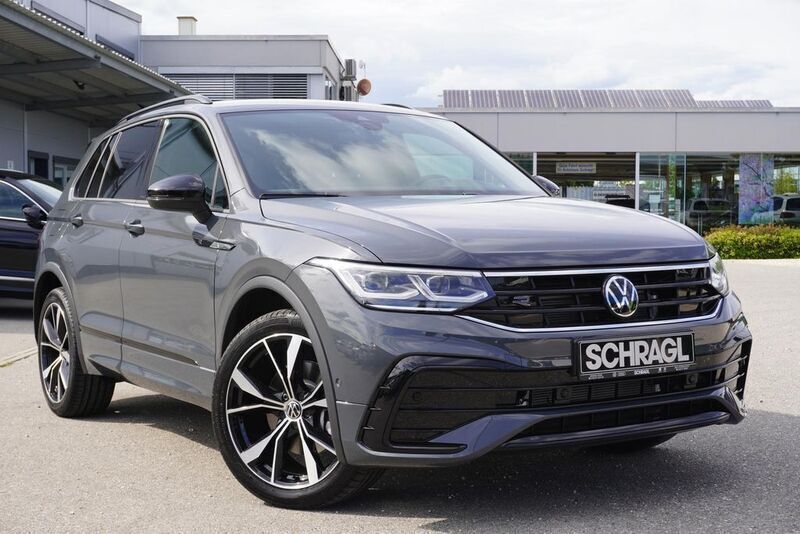 Gebraucht VW Tiguan R-line 200 PS (147 kW) 2023 Delfingrau metallic SUV