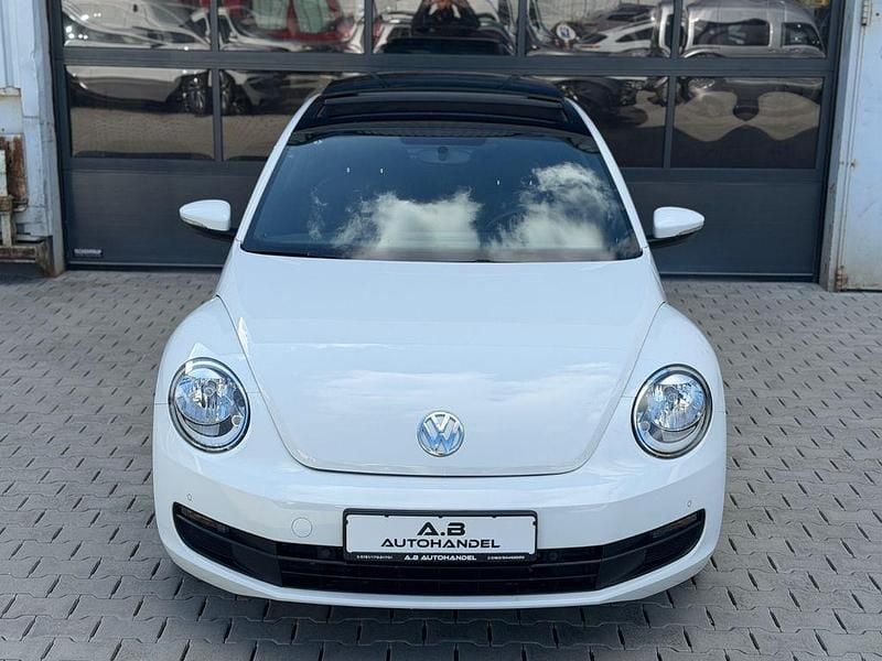 Gebraucht VW Beetle 105 PS (77 kW) 2014 Weiß Kleinwagen