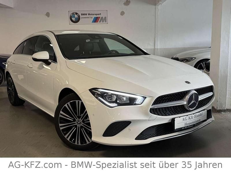 Polarweiss Gebraucht 2022 Mercedes CLA200 Kombi | 18.999 € (Fairer Preis) - Bild 1/4